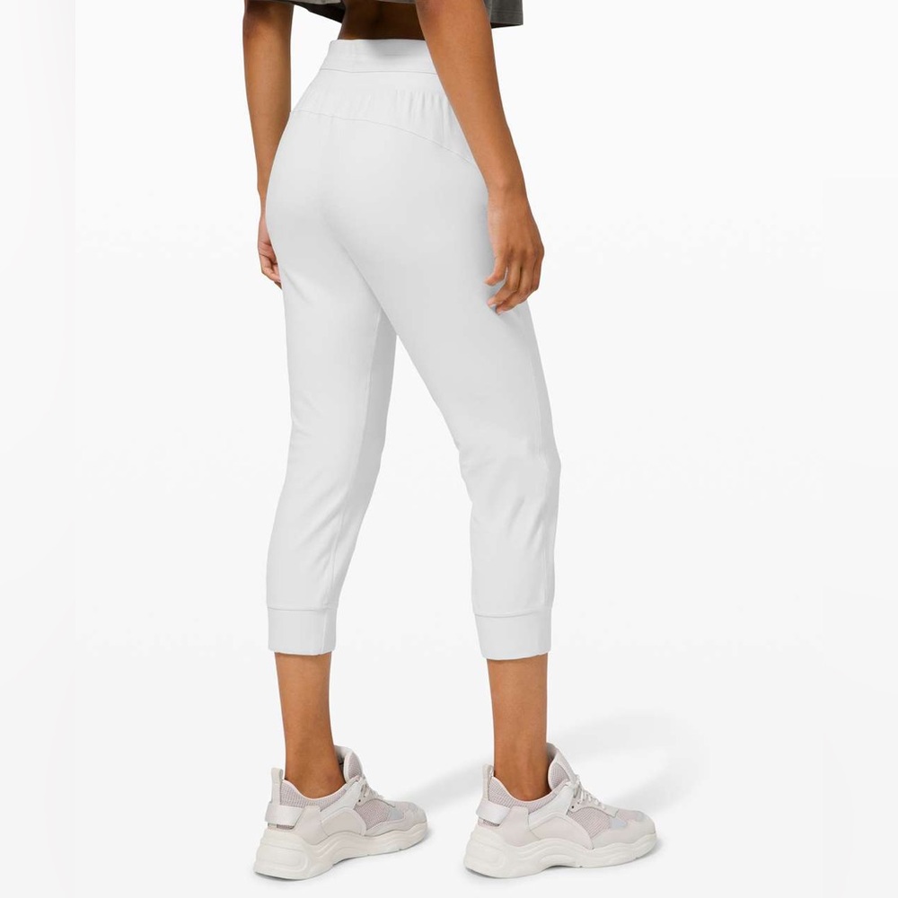 Lululemon Ready to Rulu Jogger Crop